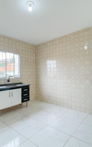 Casa para alugar com 60m², 2 quartos e 1 vaga Casa para alugar com 60m², 2 quartos e 1 vagaCozinha