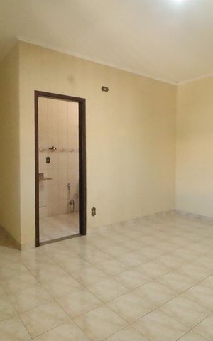 Casa para alugar com 200m², 4 quartos e 2 vagas