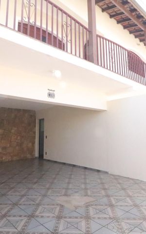 Casa para alugar com 200m², 4 quartos e 2 vagas