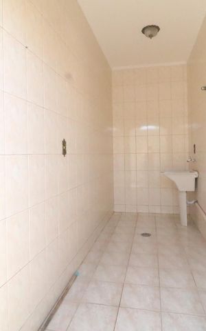 Casa para alugar com 200m², 4 quartos e 2 vagas
