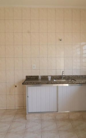 Casa para alugar com 200m², 4 quartos e 2 vagas