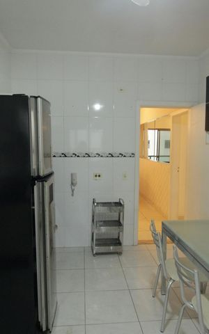 Apartamento para alugar com 133m², 3 quartos e 1 vagaCozinha 
