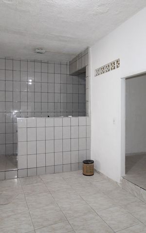 Casa para alugar com 98m², 3 quartos e 1 vagaSala