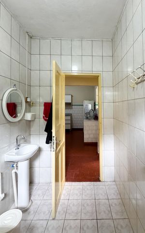 Casa para alugar com 150m², 3 quartos e 2 vagasBanheiro Social