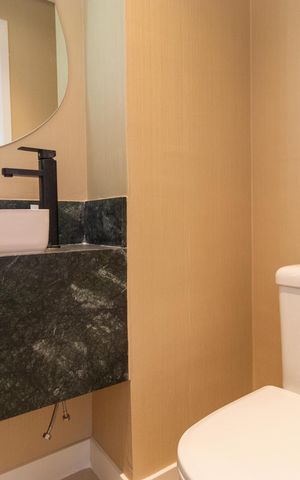 Apartamento para alugar com 105m², 3 quartos e 2 vagas Apartamento para alugar com 105m², 3 quartos e 2 vagasLavabo