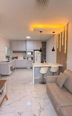 Casa para alugar com 108m², 2 quartos e 2 vagas Casa para alugar com 108m², 2 quartos e 2 vagasSala
