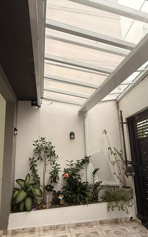 Casa para alugar com 108m², 2 quartos e 2 vagas Casa para alugar com 108m², 2 quartos e 2 vagasGaragem