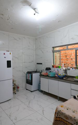 Casa à venda com 125m², 3 quartos e 4 vagas Casa à venda com 125m², 3 quartos e 4 vagasCozinha