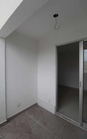 Apartamento para alugar com 68m², 2 quartos e 1 vagaVaranda da Sala