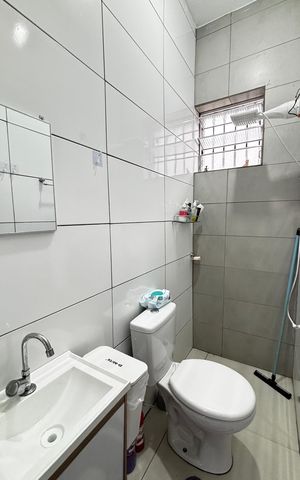 Casa à venda com 58m², 2 quartos e sem vaga Casa à venda com 58m², 2 quartos e sem vagaBanheiro