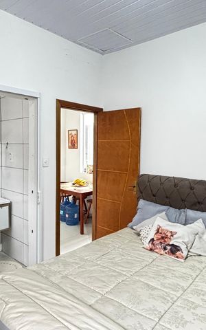 Casa à venda com 58m², 2 quartos e sem vaga Casa à venda com 58m², 2 quartos e sem vagaSuite