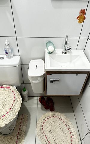Casa à venda com 58m², 2 quartos e sem vaga Casa à venda com 58m², 2 quartos e sem vagaBanheiro da Suíte