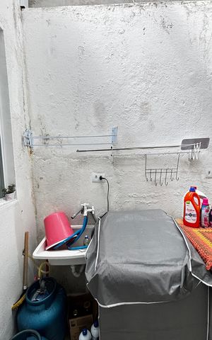 Casa à venda com 58m², 2 quartos e sem vaga Casa à venda com 58m², 2 quartos e sem vagaÁrea de Serviço