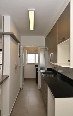 Apartamento para alugar com 58m², 2 quartos e 2 vagasCozinha