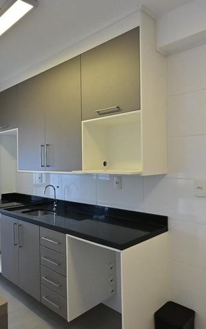 Apartamento para alugar com 58m², 2 quartos e 2 vagasCozinha