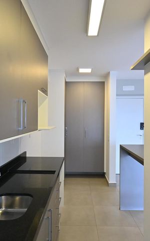 Apartamento para alugar com 58m², 2 quartos e 2 vagasCozinha