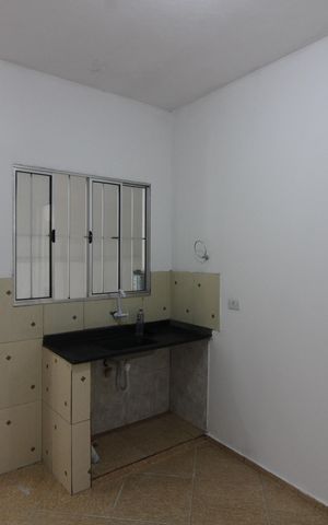 Casa para alugar com 30m², 1 quarto e sem vagaSala / Cozinha