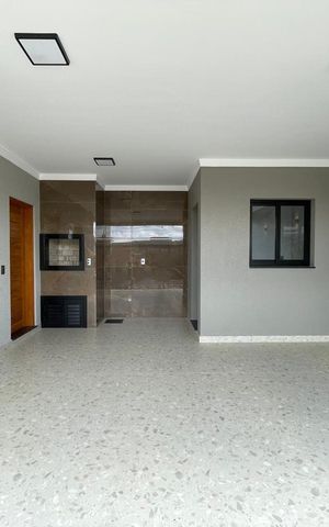 Casa à venda com 130m², 3 quartos e 2 vagas