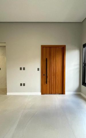 Casa à venda com 130m², 3 quartos e 2 vagas