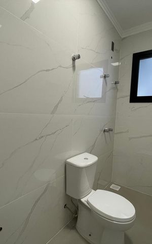 Casa à venda com 130m², 3 quartos e 2 vagas