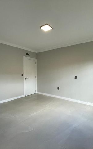 Casa à venda com 130m², 3 quartos e 2 vagas