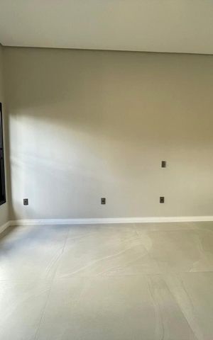 Casa à venda com 130m², 3 quartos e 2 vagas