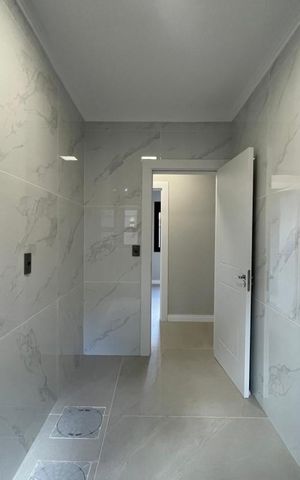 Casa à venda com 128m², 3 quartos e 2 vagas