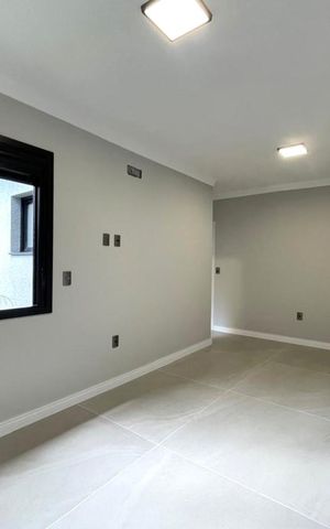 Casa à venda com 128m², 3 quartos e 2 vagas