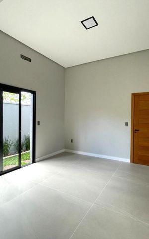 Casa à venda com 128m², 3 quartos e 2 vagas