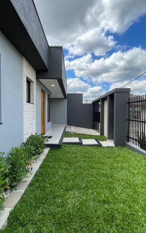 Casa à venda com 128m², 3 quartos e 2 vagas