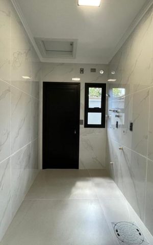 Casa à venda com 128m², 3 quartos e 2 vagas
