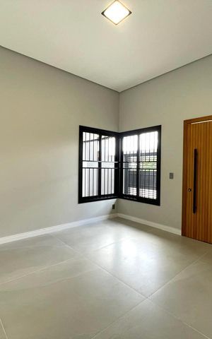 Casa à venda com 128m², 3 quartos e 2 vagas
