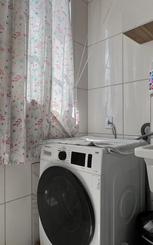 Apartamento para alugar com 48m², 2 quartos e 1 vaga Apartamento para alugar com 48m², 2 quartos e 1 vagaCozinha e Área de Serviço