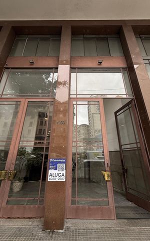 Apartamento para alugar com 130m², 3 quartos e sem vaga