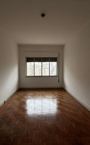 Apartamento para alugar com 130m², 3 quartos e sem vaga
