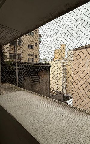 Apartamento para alugar com 130m², 3 quartos e sem vaga
