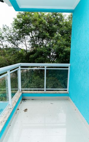 Casa à venda com 90m², 2 quartos e 1 vaga Casa à venda com 90m², 2 quartos e 1 vagaVaranda do quarto