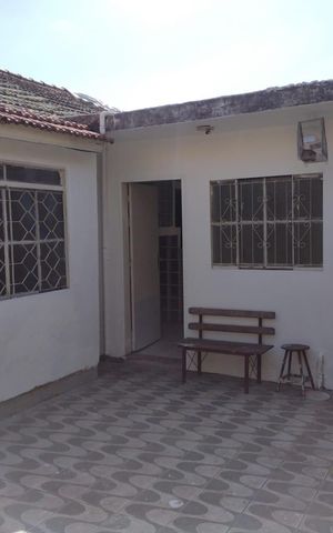 Casa à venda com 132m², 2 quartos e 1 vaga Casa à venda com 132m², 2 quartos e 1 vagaÁrea externa