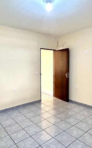 Casa para alugar com 80m², 1 quarto e 2 vagas