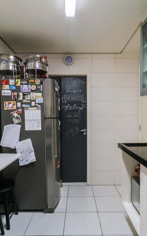 Apartamento à venda com 123m², 3 quartos e 2 vagas Apartamento à venda com 123m², 3 quartos e 2 vagasCozinha
