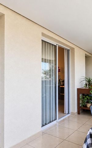 Apartamento à venda com 123m², 3 quartos e 2 vagas Apartamento à venda com 123m², 3 quartos e 2 vagasVaranda