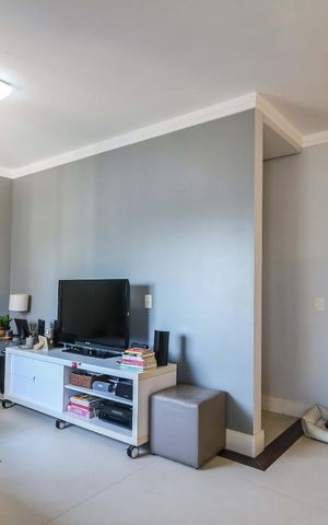 Apartamento à venda com 123m², 3 quartos e 2 vagas Apartamento à venda com 123m², 3 quartos e 2 vagasSala