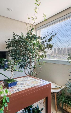 Apartamento à venda com 123m², 3 quartos e 2 vagas Apartamento à venda com 123m², 3 quartos e 2 vagasVaranda