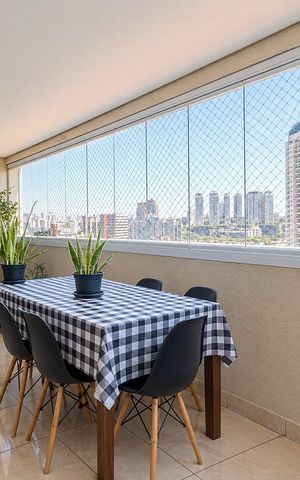 Apartamento à venda com 123m², 3 quartos e 2 vagas Apartamento à venda com 123m², 3 quartos e 2 vagasVaranda