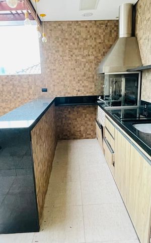 Casa de condomínio para alugar com 260m², 3 quartos e 3 vagasÁrea privativa/ Churrasqueira