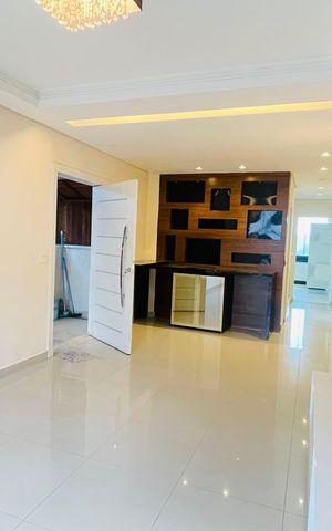 Casa de condomínio para alugar com 260m², 3 quartos e 3 vagasSala