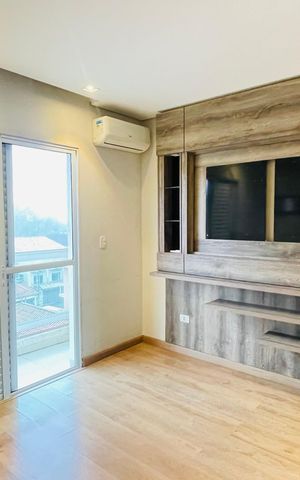 Casa de condomínio para alugar com 260m², 3 quartos e 3 vagasQuarto
