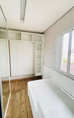 Casa de condomínio para alugar com 260m², 3 quartos e 3 vagasQuarto