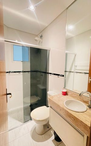 Casa de condomínio para alugar com 260m², 3 quartos e 3 vagasBanheiro