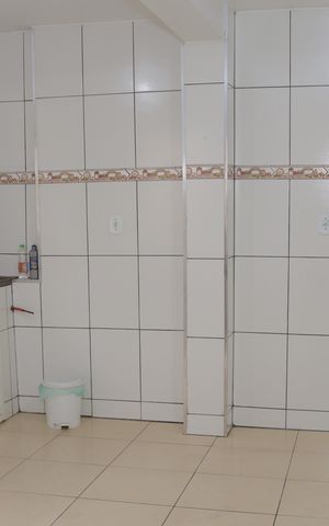 Casa à venda com 150m², 3 quartos e 2 vagas Casa à venda com 150m², 3 quartos e 2 vagasCozinha